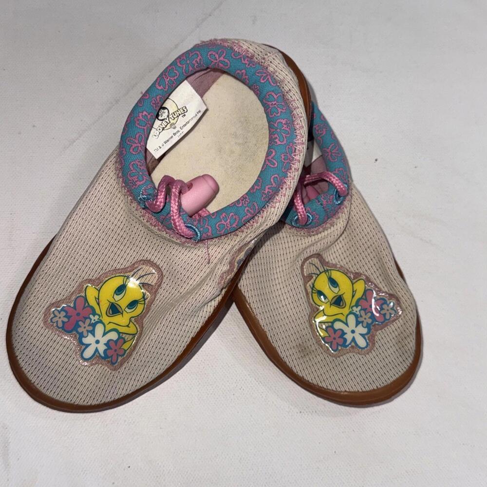 Vintage 2004 Tweety Bird Water Shoes Slippers Warner Bros Looney Tunes 8/Medium